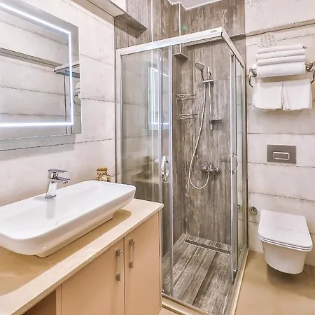 Mare Garden * Акьярлар